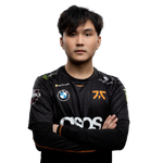 Jabz in a black Fnatic esports jersey